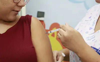 Feriado do Dia do Trabalhador tem plantão de vacinação em Campo Grande; veja onde se imunizar